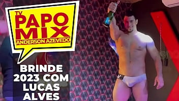 Brinde Especial: Stripper Lucas Alves Celebra A Chegada De 2023 Na Hot House Em São Paulo free video