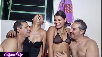 Troca De Casal Tigresa Vip Fica Com O Jornalista E O Marido Dela Com A Esposa Dele free video