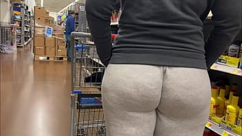 Giant Booty Mom Goes Walmart Shopping With A Deep Fucking Wedgie free video