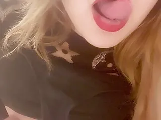 Playing With My Naughty Pussy And Fingering My Ass free video