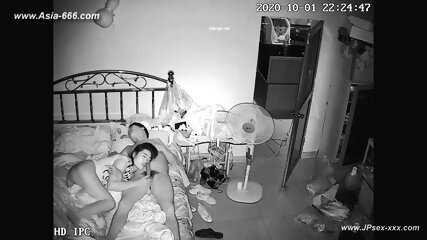 Hackers Use The Camera To Remote Monitoring Of A Lover's Home Life.577 free video